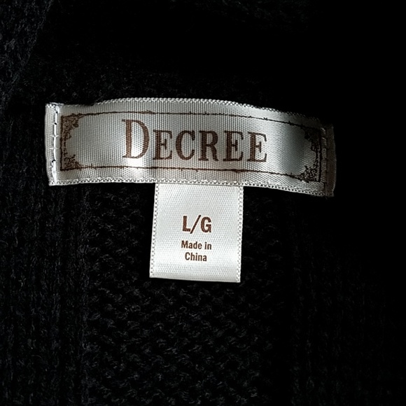 Y2K Decree Short Sleeve Cardigan w/decor buttons - Picture 3 of 8